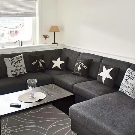 Sleeps 5 Wifi Feriehus *